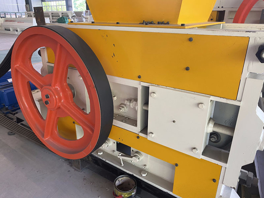 Energiesparende Clay Brick Production Line High-Geschwindigkeits-Walzenbrecher-Maschine