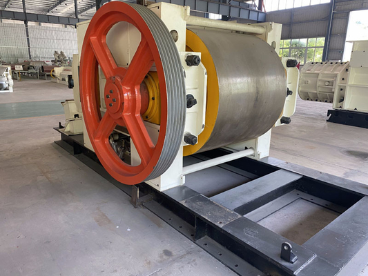 Zerkleinerungsmaschinen-Rohstoff-Verarbeitungs-Ausrüstung GS1412 Clay Brick Production Line Roller