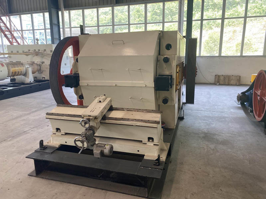 Energiesparende Produktionskapazität Clay Brick Crusher Roller Machines 35 - 80m ³ /H