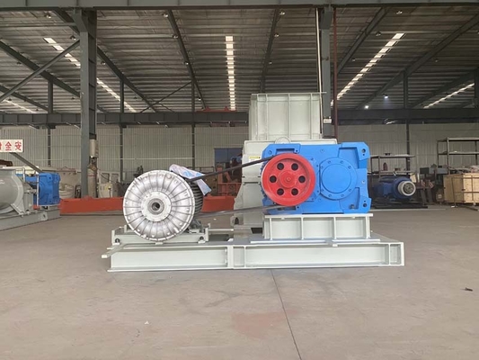 Automatisierte roter Boden-Ineinander greifenziegelstein-Maschine/doppelter gezahnter Walzenbrecher