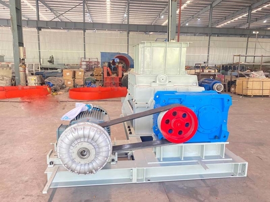 Wechselstrommotor-doppelte Zahn-Walzenbrecher 30 - 45 m3-/Hkapazitäts-Rohstoff-Verarbeitung