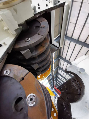 Hammermühle-Zerkleinerungsmaschinen-Ausrüstung HC1200*2A 380V für die Mineralverarbeitung