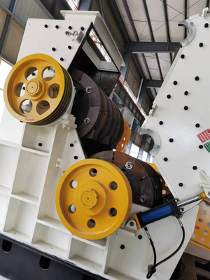 Doppelt-Rotor-Hammermühle-Mühle 380V 50Hz für die Werkstoffverarbeitung