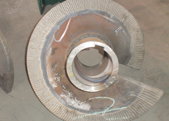 Kundengebundener Ziegelstein, der Maschinerie Teile Extruder-Maschinen-Schraube staubsaugen lässt