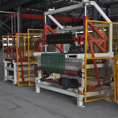 Automatischer roter Clay Block Brick Cutting Machine für den modernen Ziegelstein, der Anlage macht