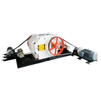 BBT liefert eine neue Design-Zerkleinerungsmaschine für Tonziegel, einen Walzenbrecher und eine Feinmühle für ein Projekt zur automatischen Ziegelherstellung