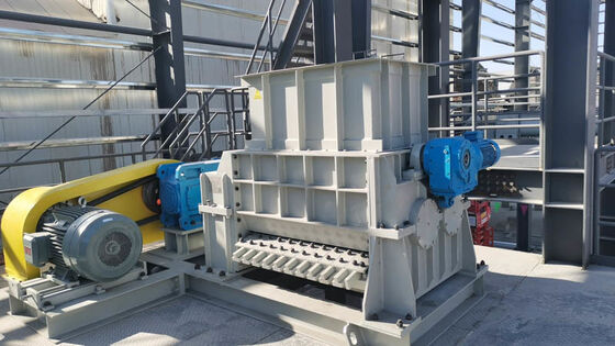 30 bis 120 Tonnen/h graue Doppelwalzenbrecher-Rohmaterialzerkleinerung für die Ziegelherstellung von BBT-Hersteller